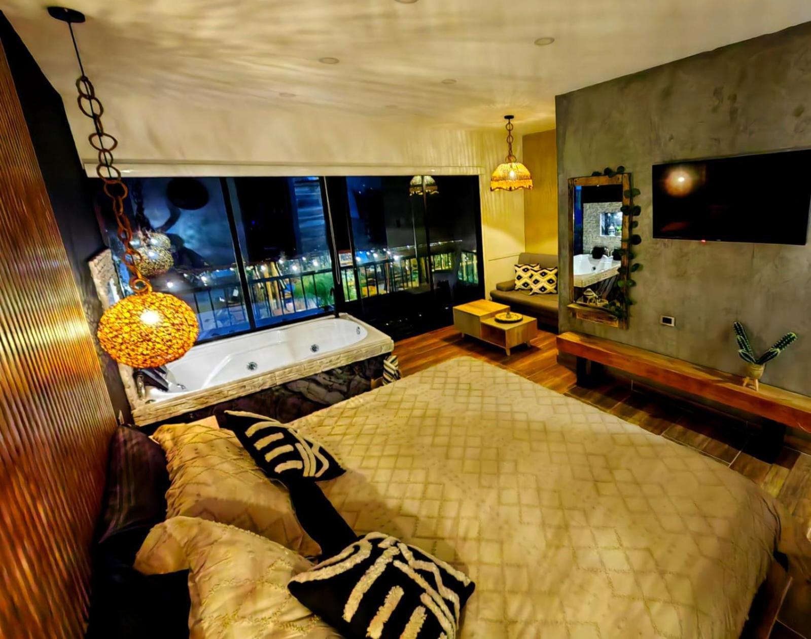 Habitacion Deluxe 2 Con Jacuzzi A 20 Mt Del Parque ซาเลนโต ภายนอก รูปภาพ